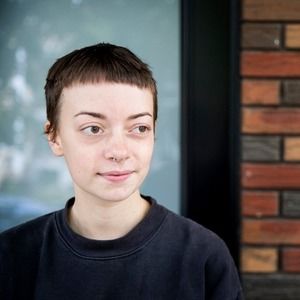 Meet your Posher, Constance